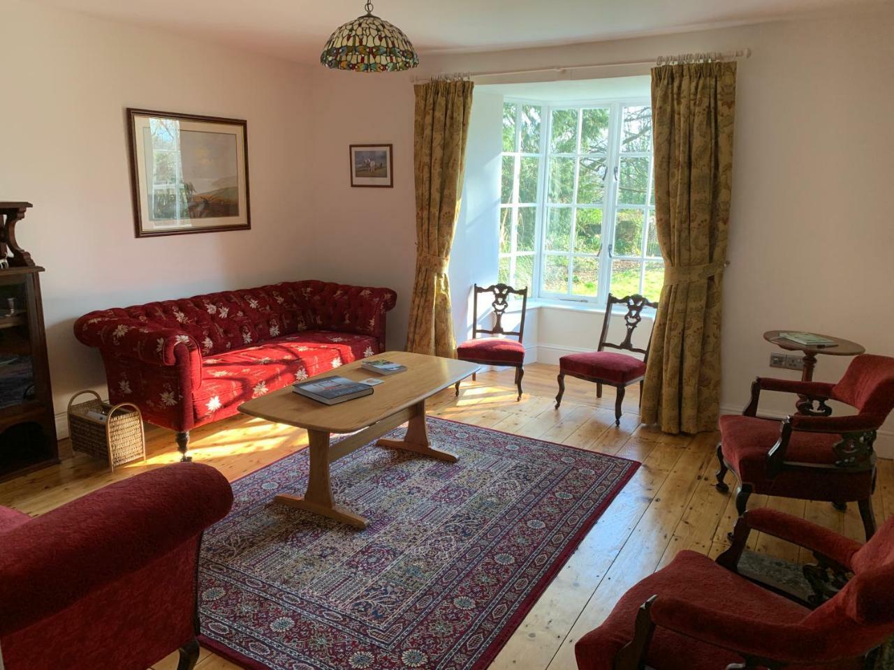 Pontyclerc Farm House Bed And Breakfast Аманфорд Екстериор снимка
