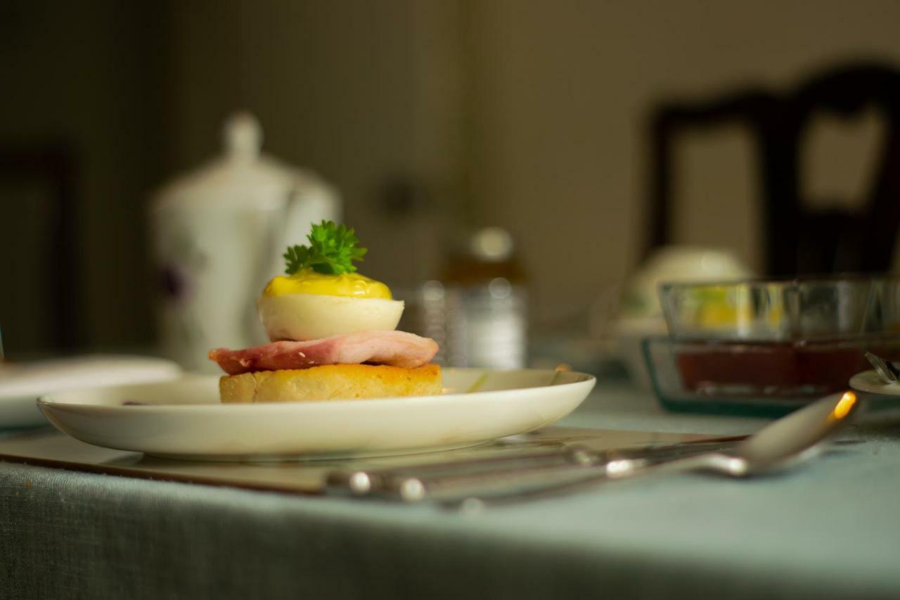 Pontyclerc Farm House Bed And Breakfast Аманфорд Екстериор снимка